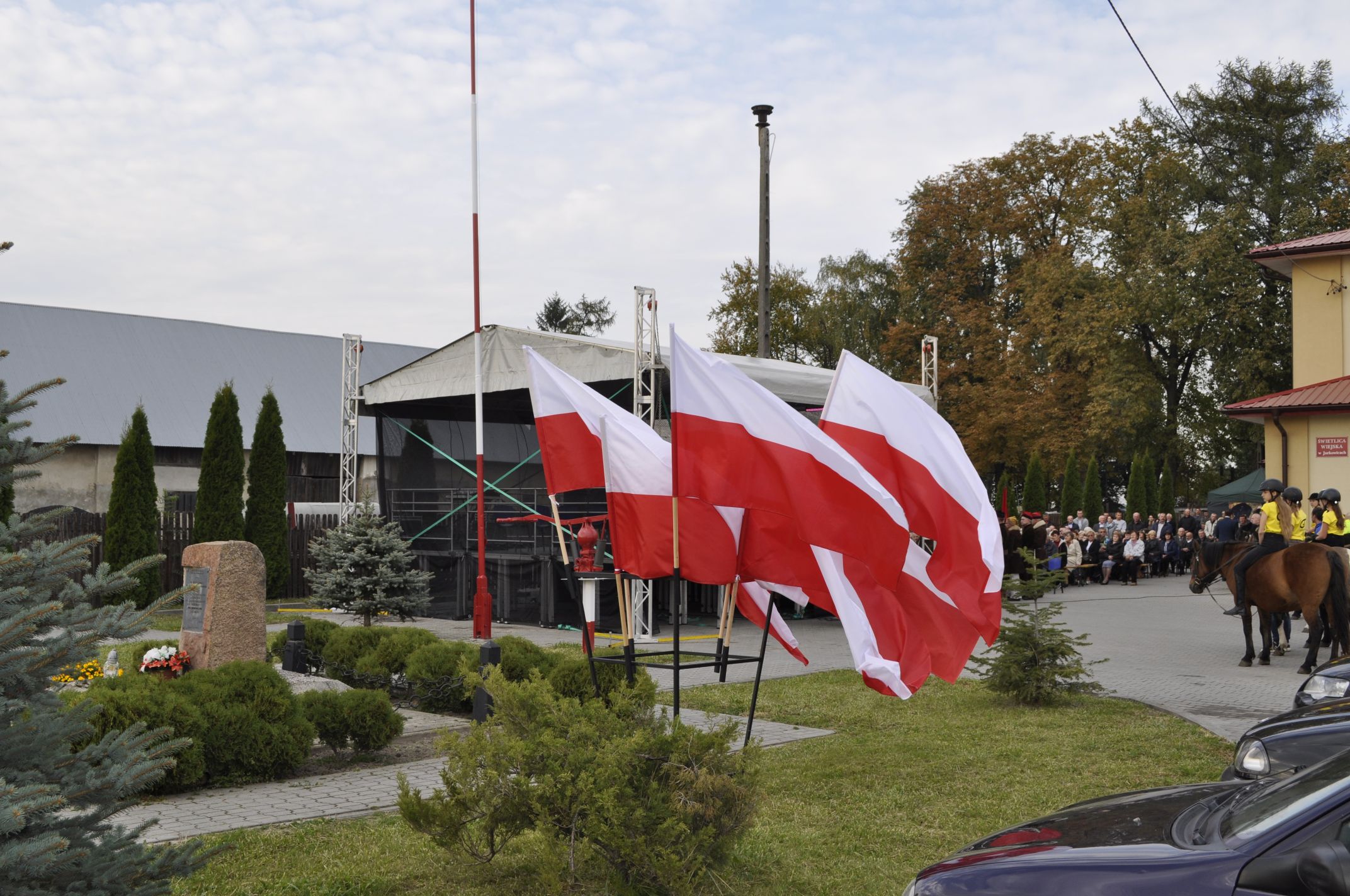 zobacz więcej zdjęć 